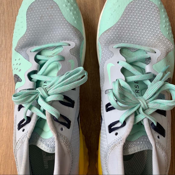 Nike Women’s Wildhorse 6 Hiking Shoes - Picture 5 of 10